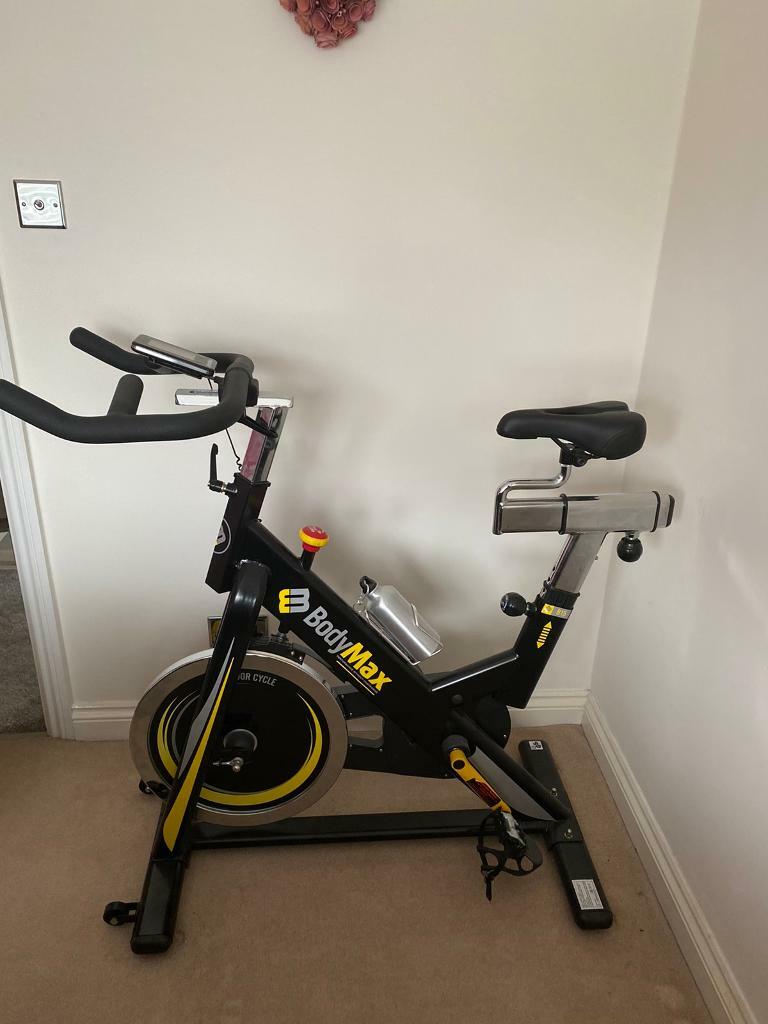 bodymax spin bike b15